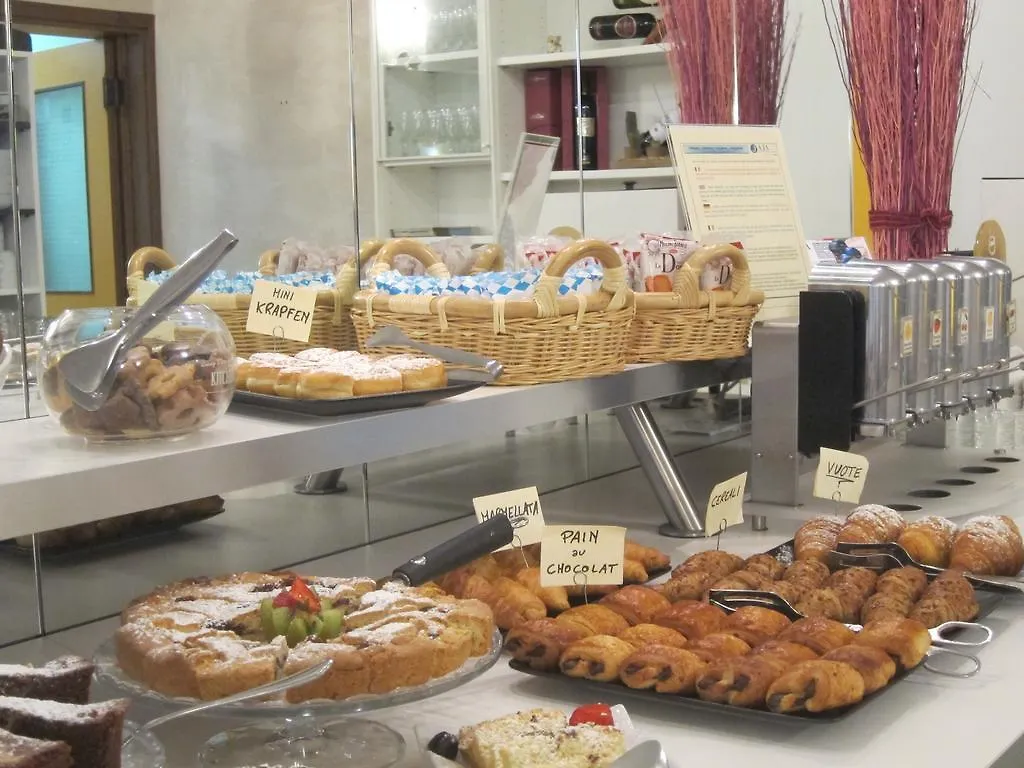 Menfi Hotel Lido di Jesolo 3*,